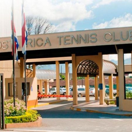 Costa Rica Tennis Club Hotel ซานโฮเซ ภายนอก รูปภาพ
